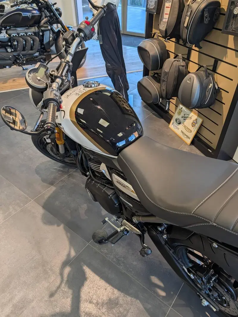 Triumph Speed 400 (2024 - 26) (2)