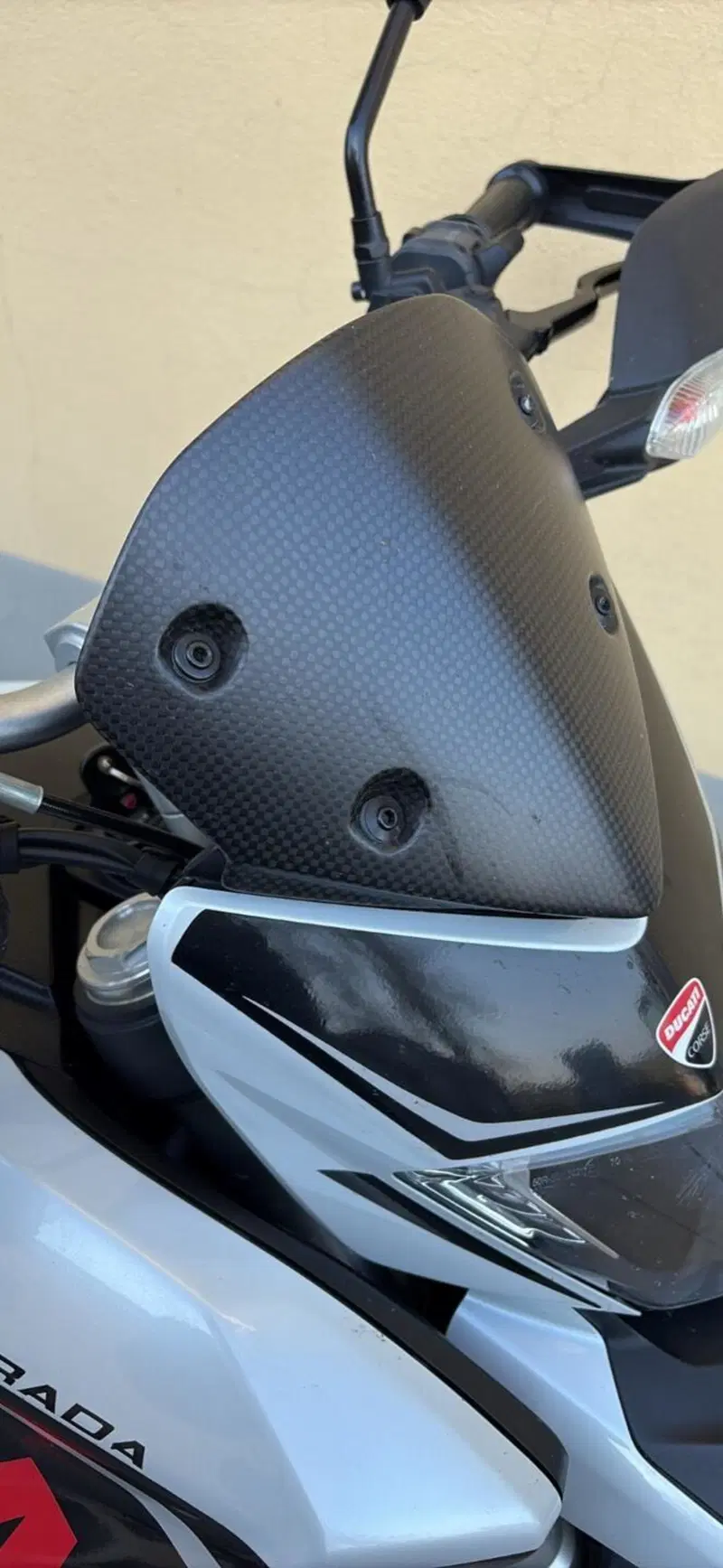 Ducati Hyperstrada 821 (2013 - 15) (5)