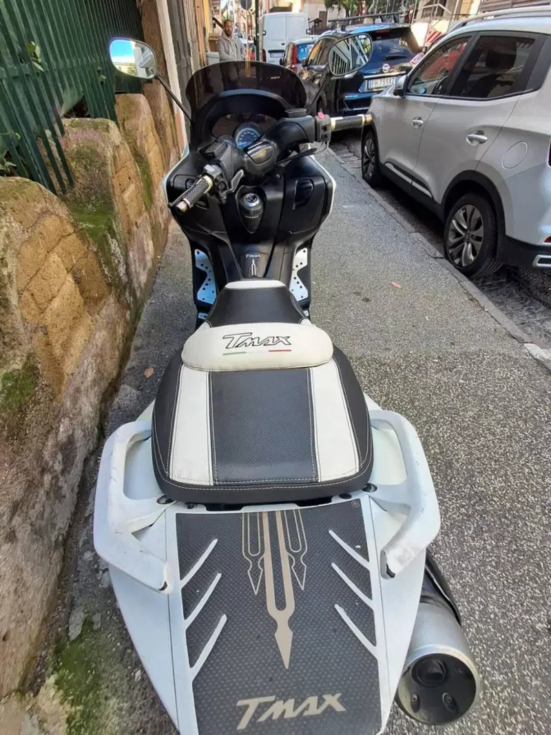 Yamaha T-Max 500 White Max (2010 - 11) (5)