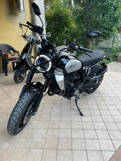 Ducati Scrambler 800 Icon (2023 - 24) usata