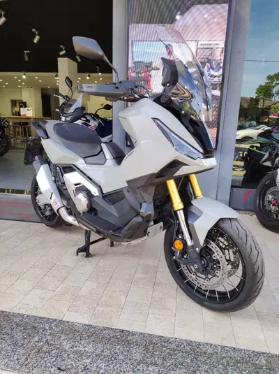 Honda X-ADV 750 (2025 - 26) usata