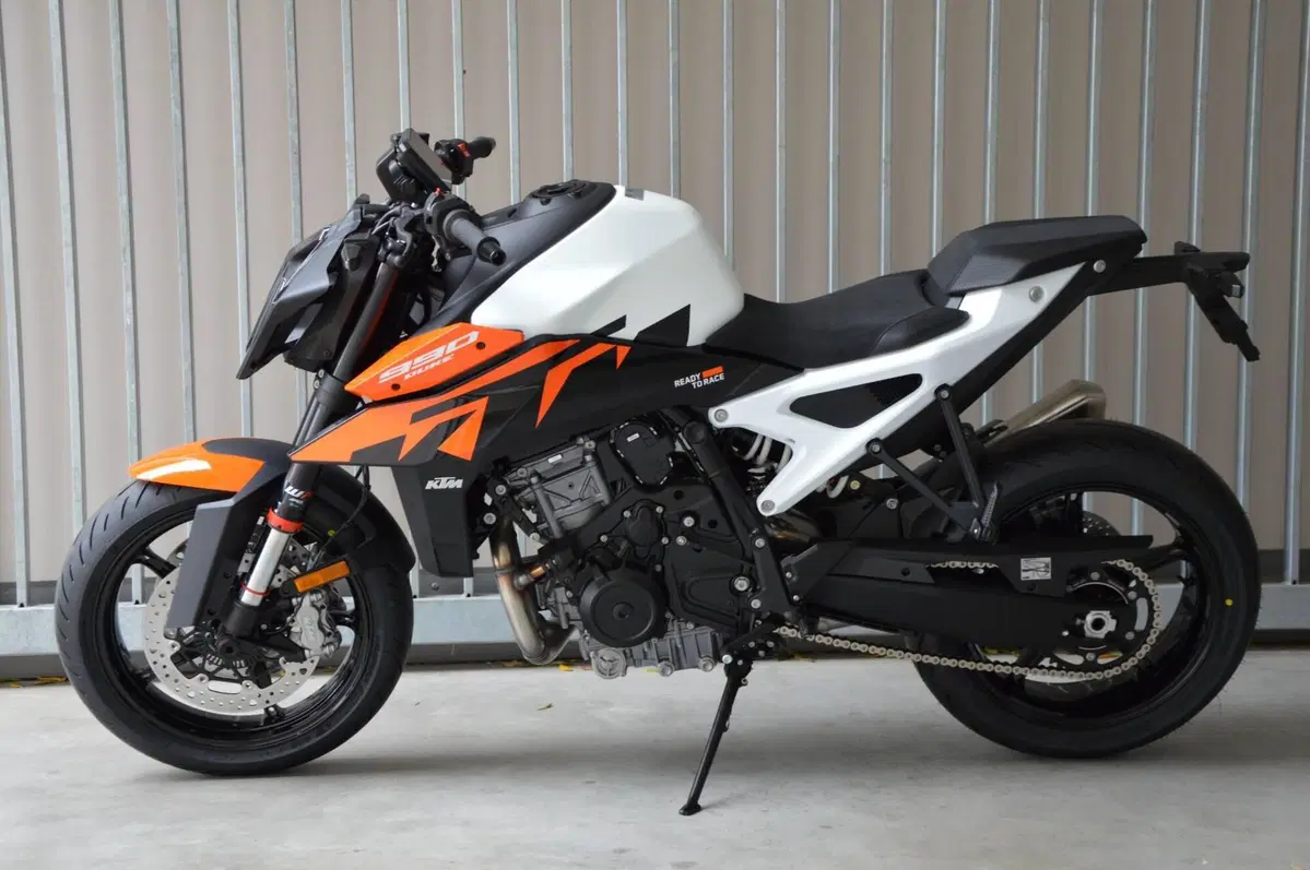KTM 990 Duke (2024 - 26)