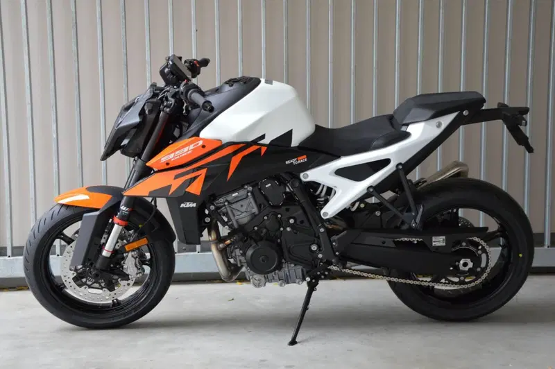 KTM 990 Duke (2024 - 26)