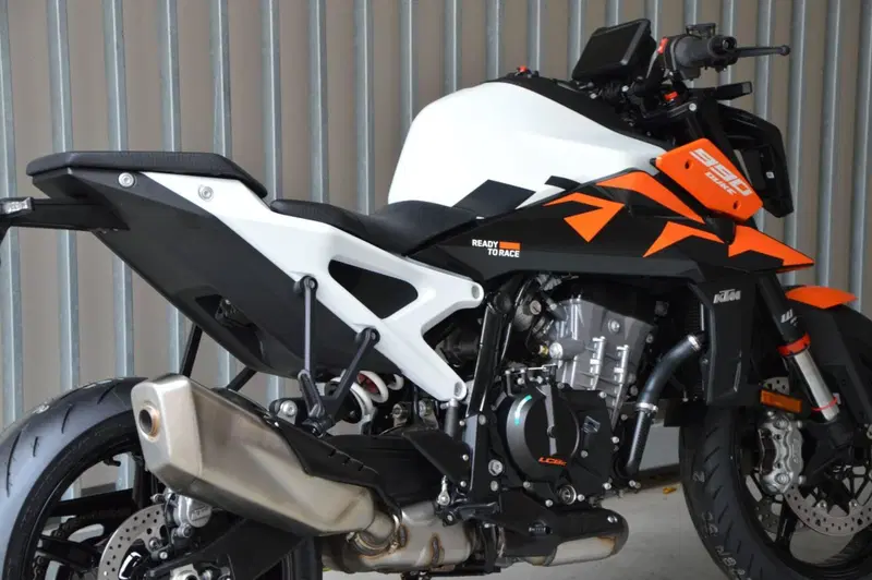 KTM 990 Duke (2024 - 26) (8)