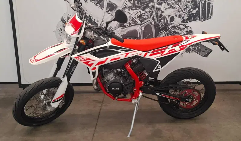 Betamotor RR 50 Motard Track (2021 - 26) (2)