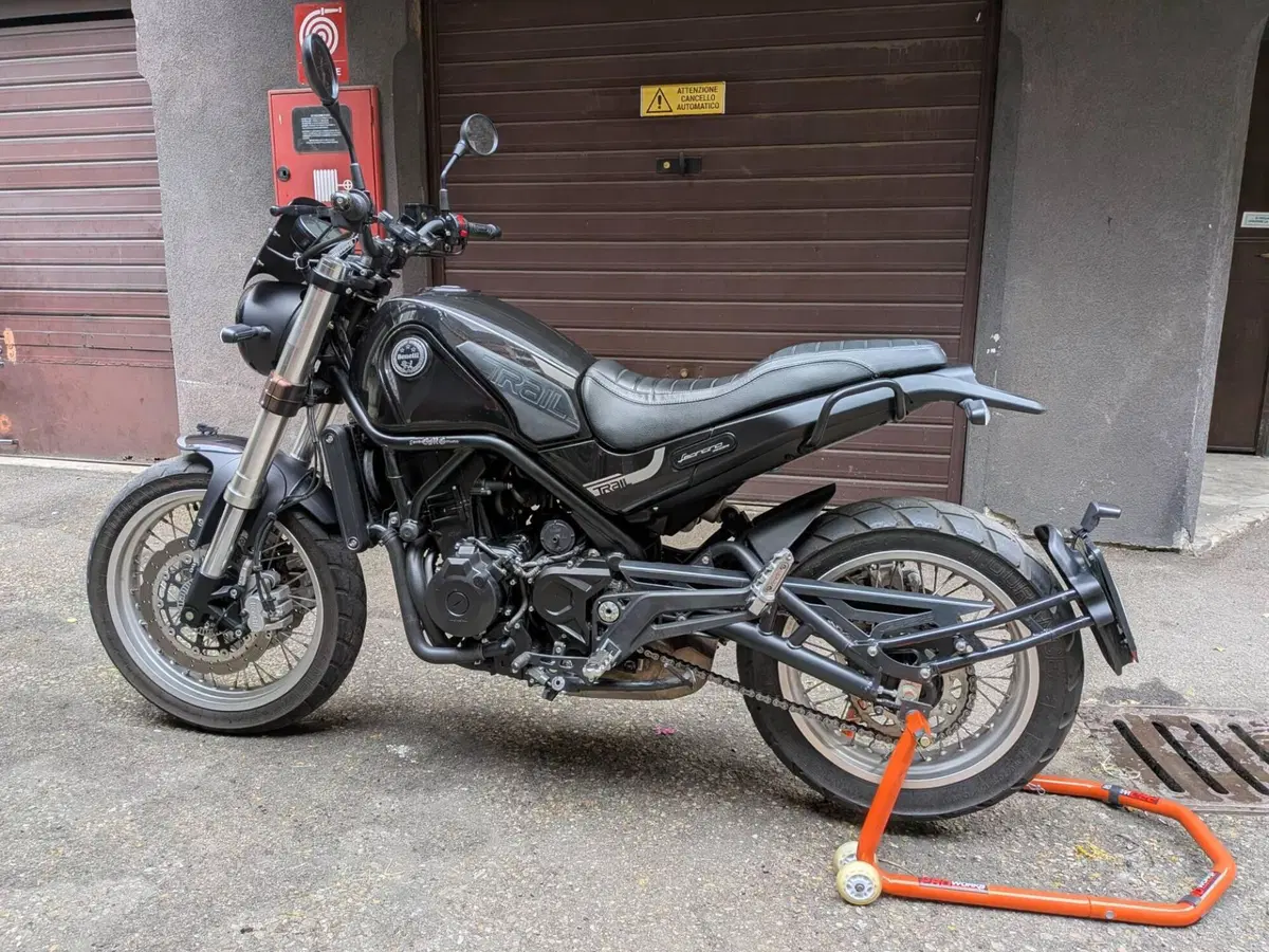 Benelli Leoncino 500 Trail (2021 - 26) (2)