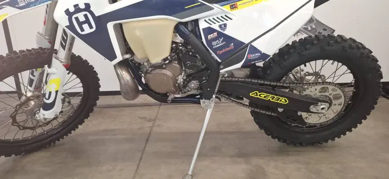 Husqvarna TE 300i (2020) (5)