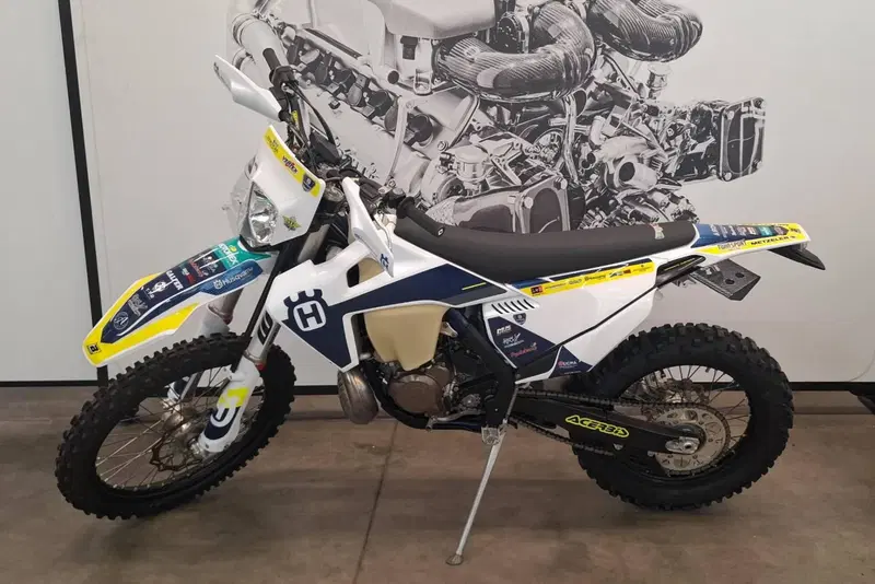 Husqvarna TE 300i (2020) (3)