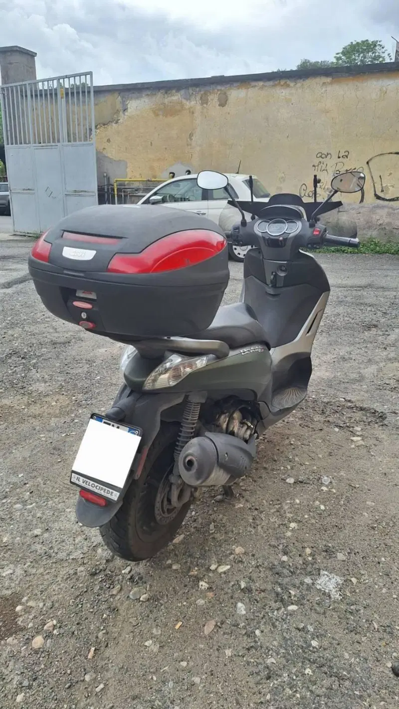Piaggio Beverly 300 S i.e. ABS-ASR (2016 - 20) (2)
