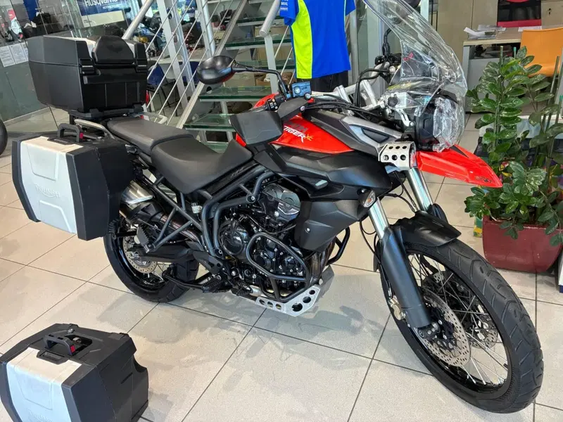 Triumph Tiger 800 XC (2011 - 12) (2)