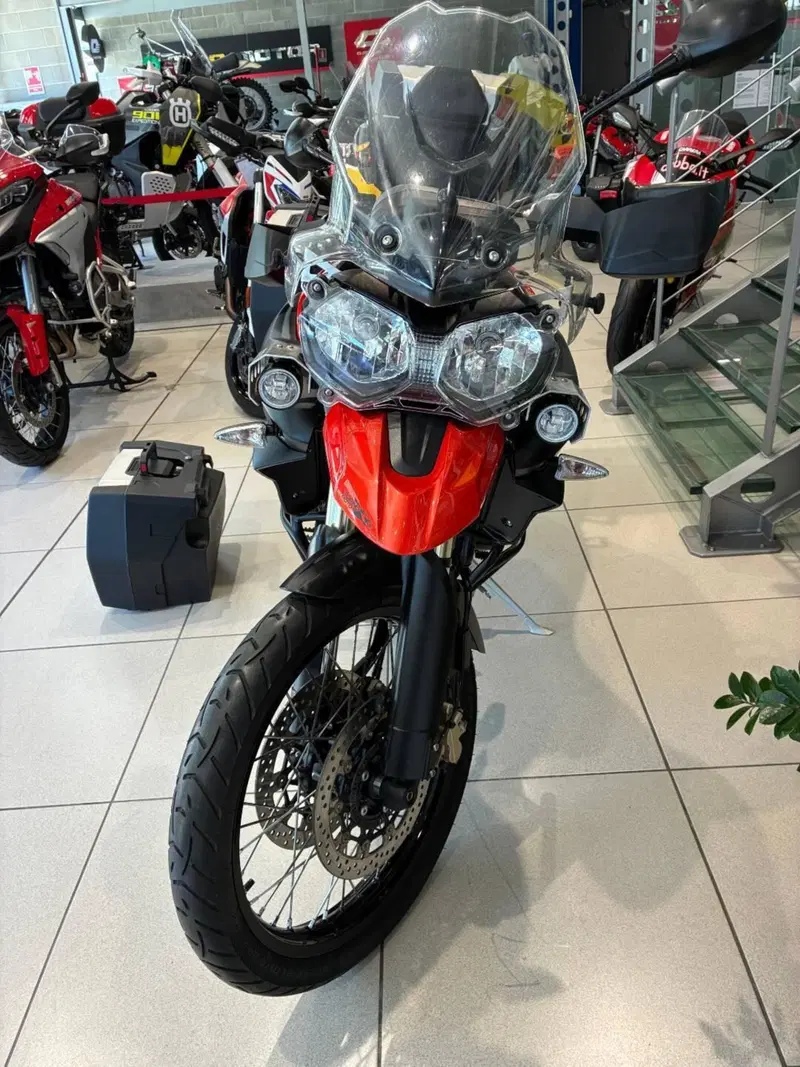 Triumph Tiger 800 XC (2011 - 12) (4)