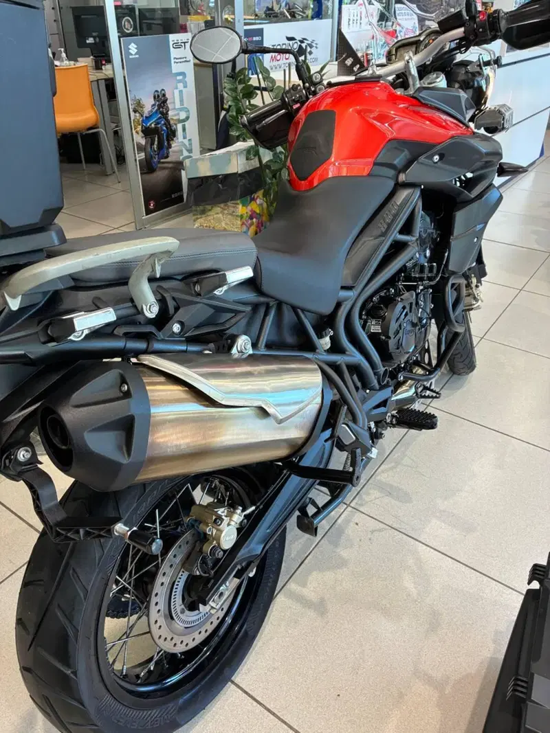 Triumph Tiger 800 XC (2011 - 12) (10)