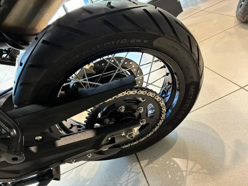 Triumph Tiger 800 XC (2011 - 12) (12)