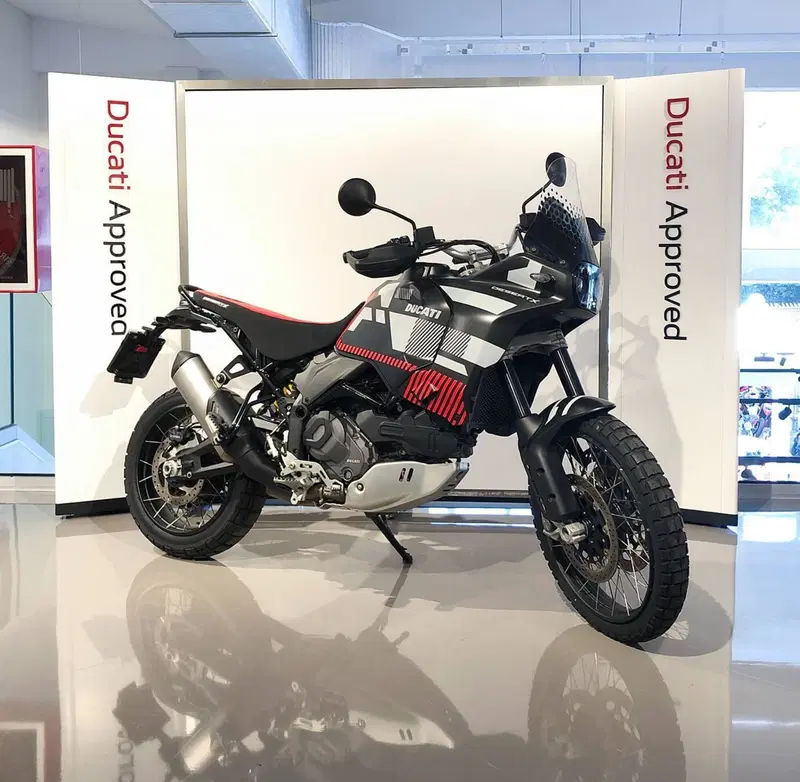 Ducati DesertX (2022 - 25) (2)