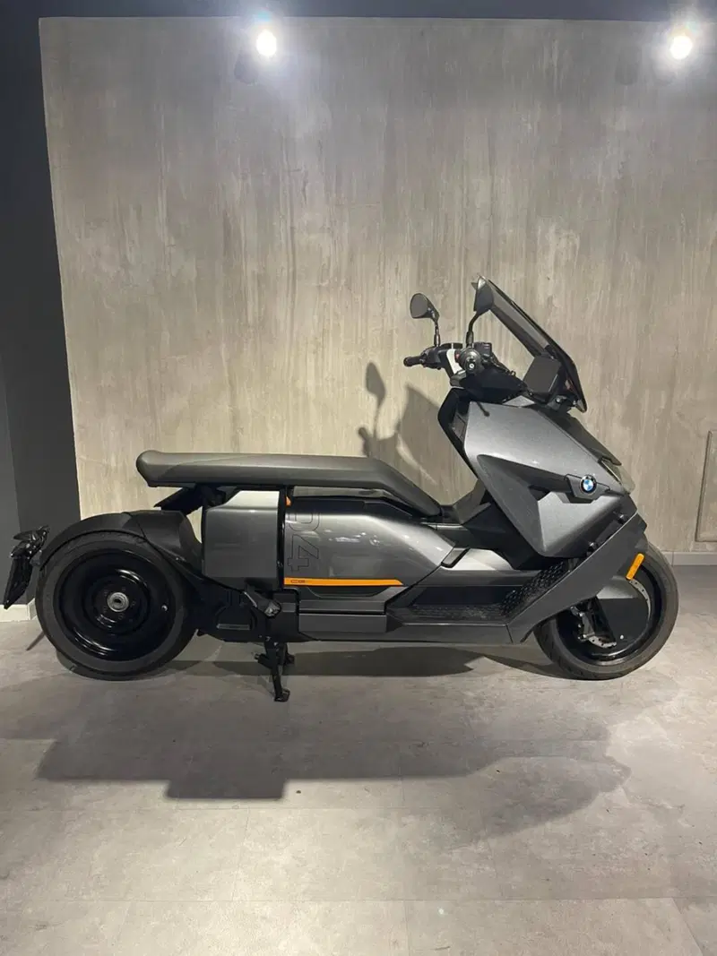 Bmw CE 04 (2021 - 25) (2)