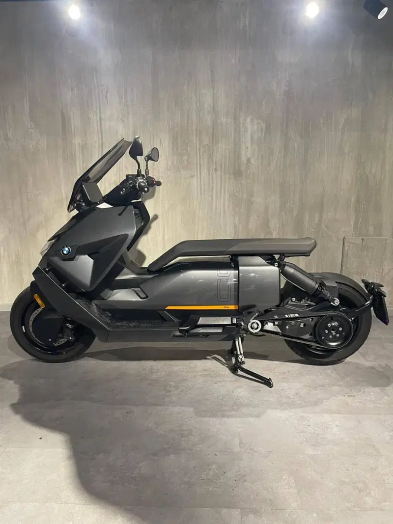 Bmw CE 04 (2021 - 25) (4)