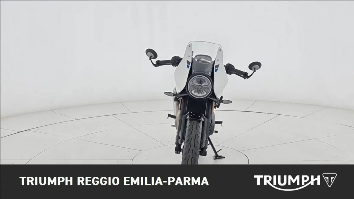 Triumph Thruxton 400 (2026) (6)