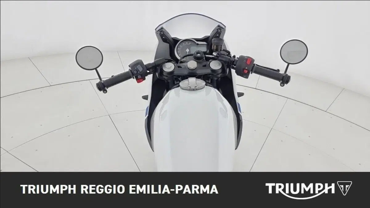 Triumph Thruxton 400 (2026) (15)