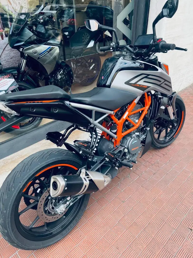KTM 125 Duke (2021 - 23) (4)