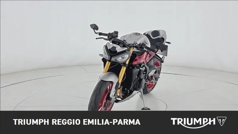 Triumph Street Triple 765 RX (2026) (2)