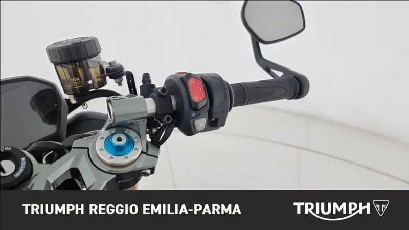Triumph Street Triple 765 RX (2026) (10)