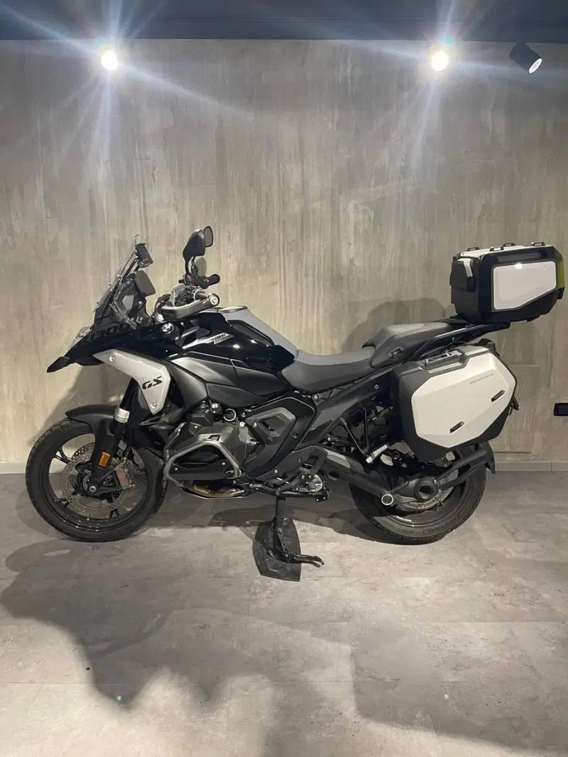 Bmw R 1300 GS Triple Black (2023 - 26) (5)