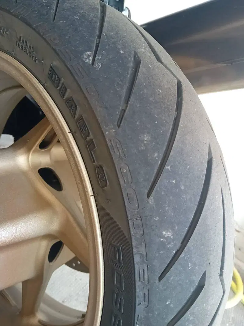 Yamaha T-Max 530 Iron Max ABS (2014 - 17) (3)