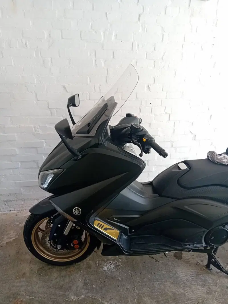 Yamaha T-Max 530 Iron Max ABS (2014 - 17) (6)