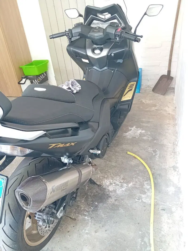 Yamaha T-Max 530 Iron Max ABS (2014 - 17) (9)