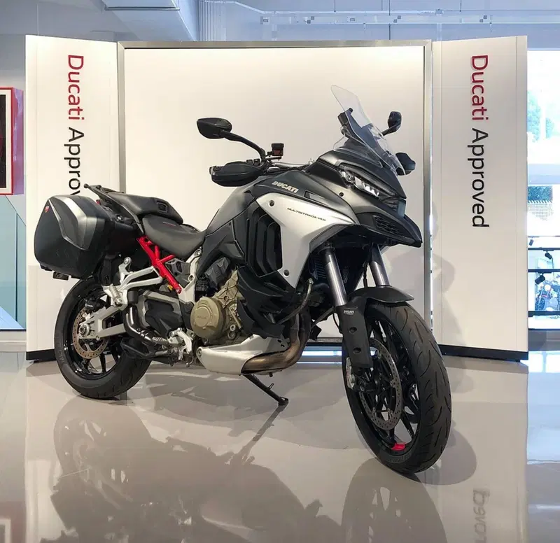 Ducati Multistrada V4 S (2021 - 24) (2)