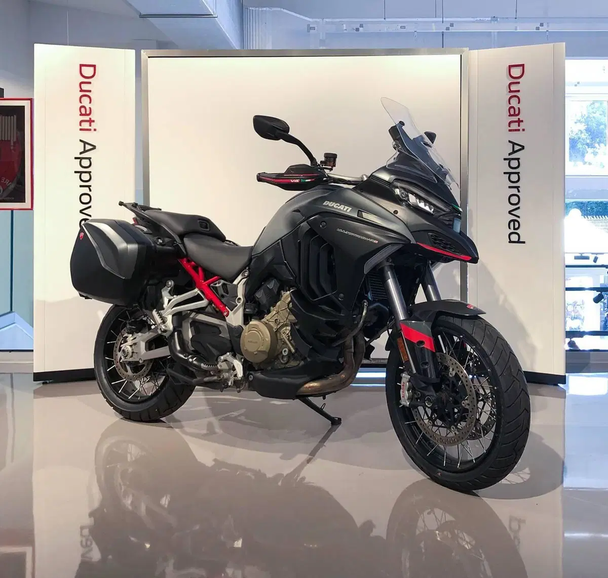 Ducati Multistrada V4 S (2021 - 24) (2)