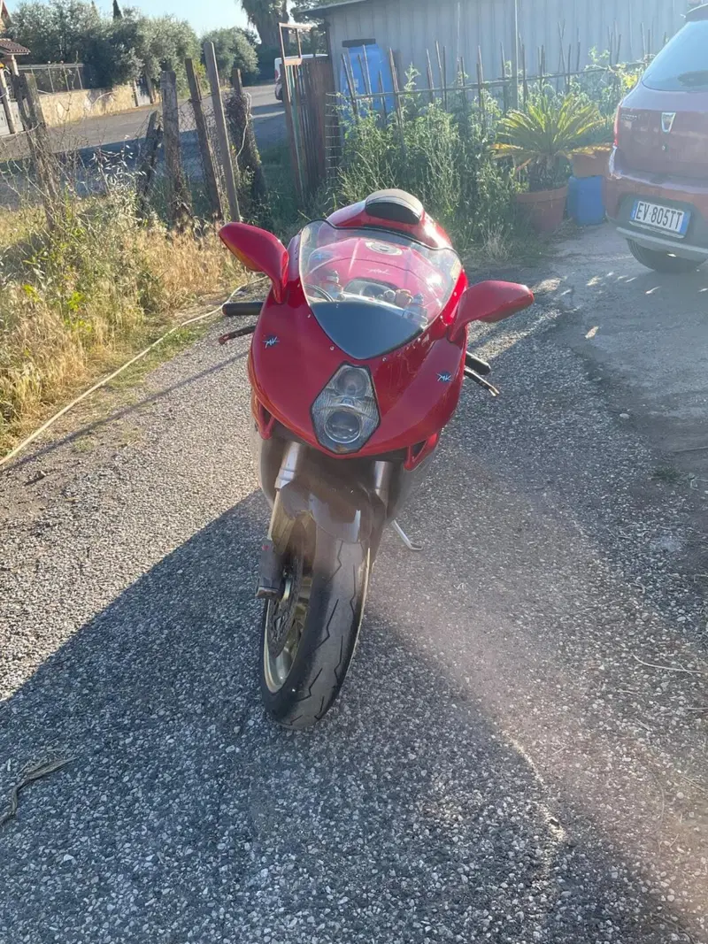 MV Agusta F4 750 S 1+1 (2003 - 06) (2)