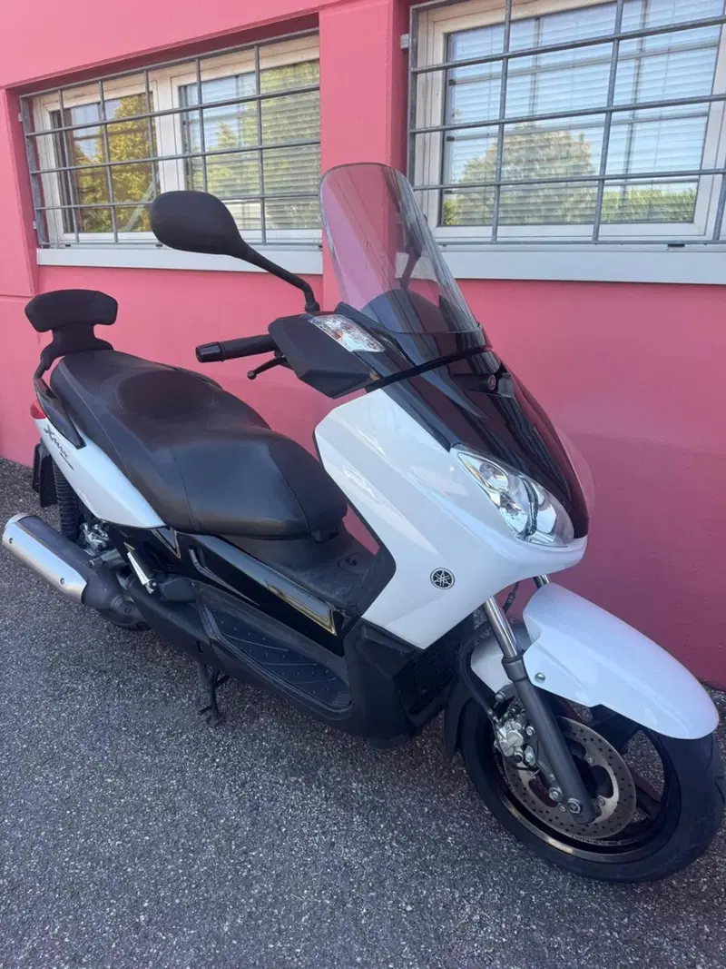 Yamaha X-Max 250 (2007 - 09) (2)