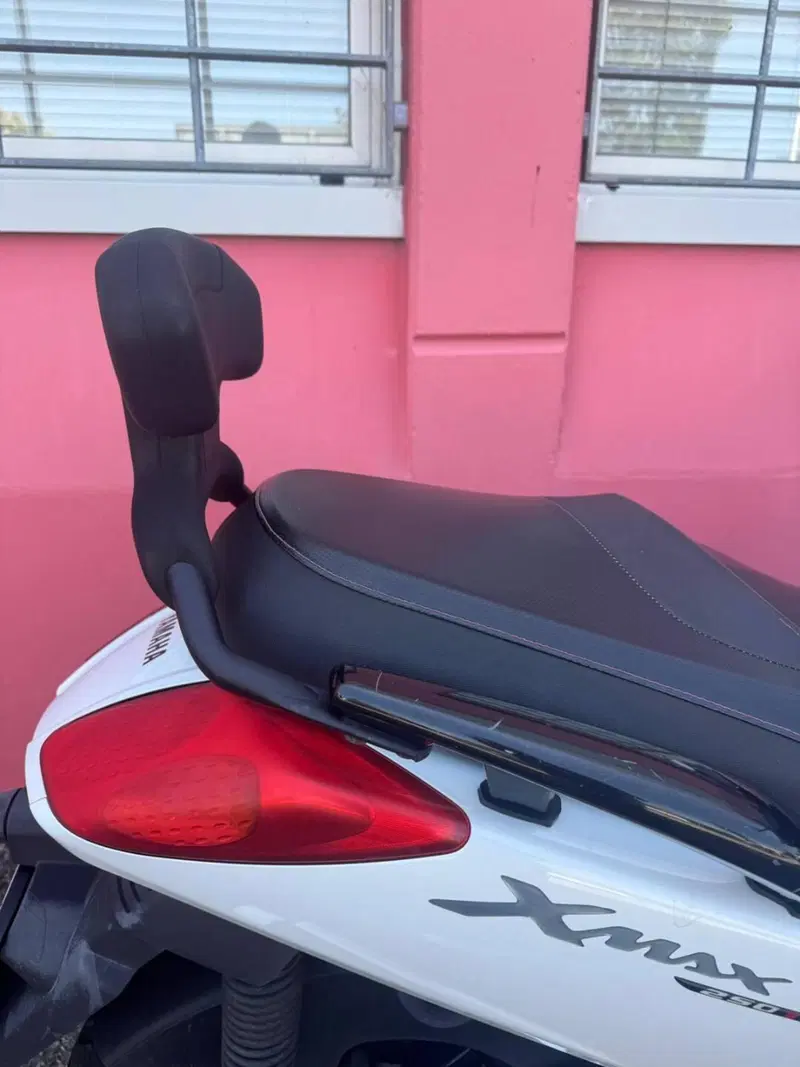 Yamaha X-Max 250 (2007 - 09) (5)