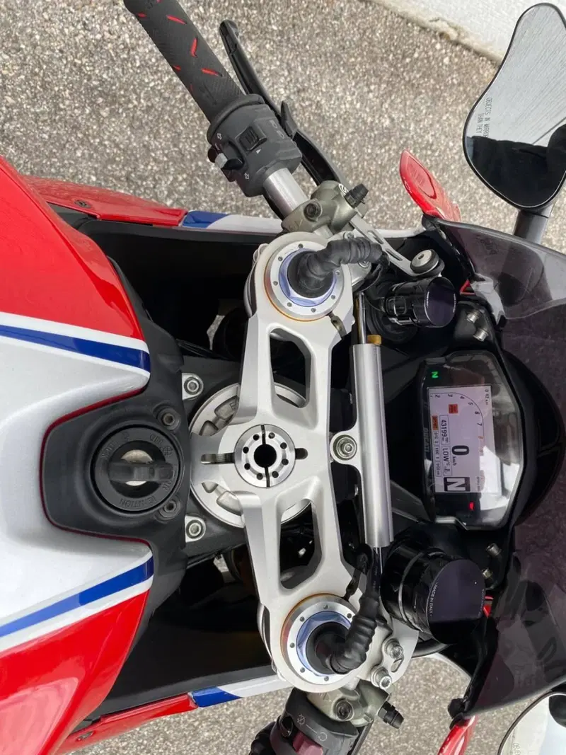 Ducati 1199 Panigale S (2013 - 14) (4)