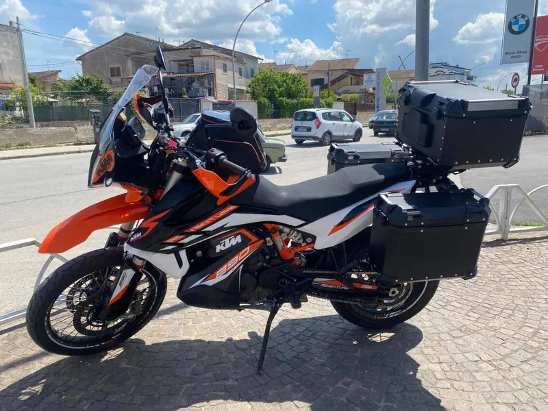 KTM 890 Adventure R (2022) (2)