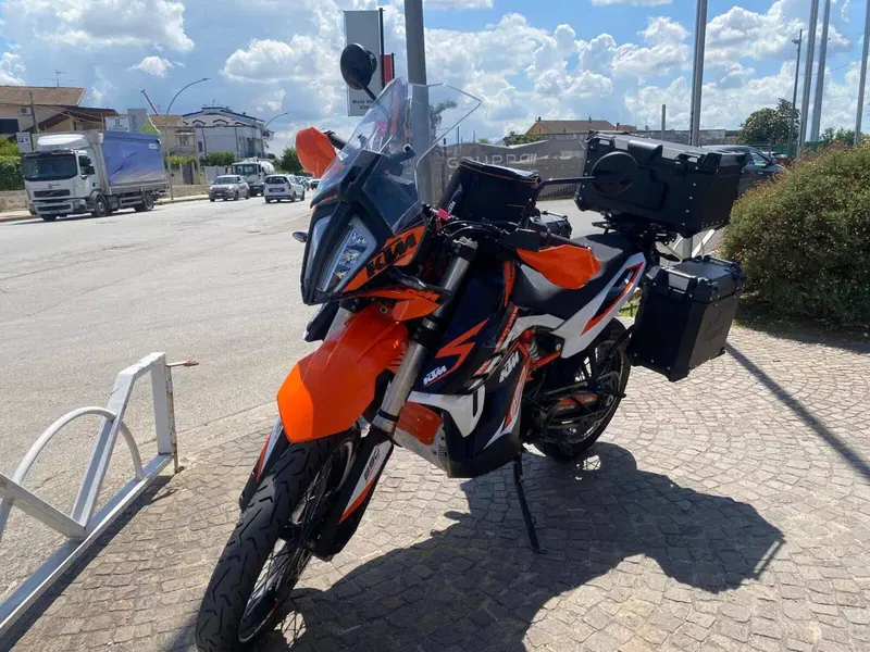 KTM 890 Adventure R (2022) (4)