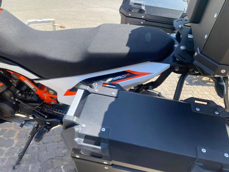 KTM 890 Adventure R (2022) (11)