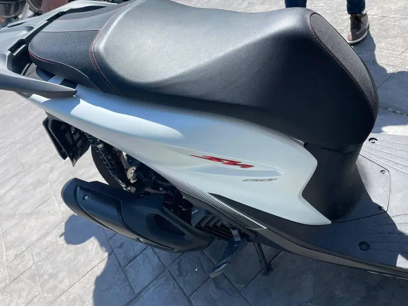 Honda SH 150i Sport (2024 - 25) (5)