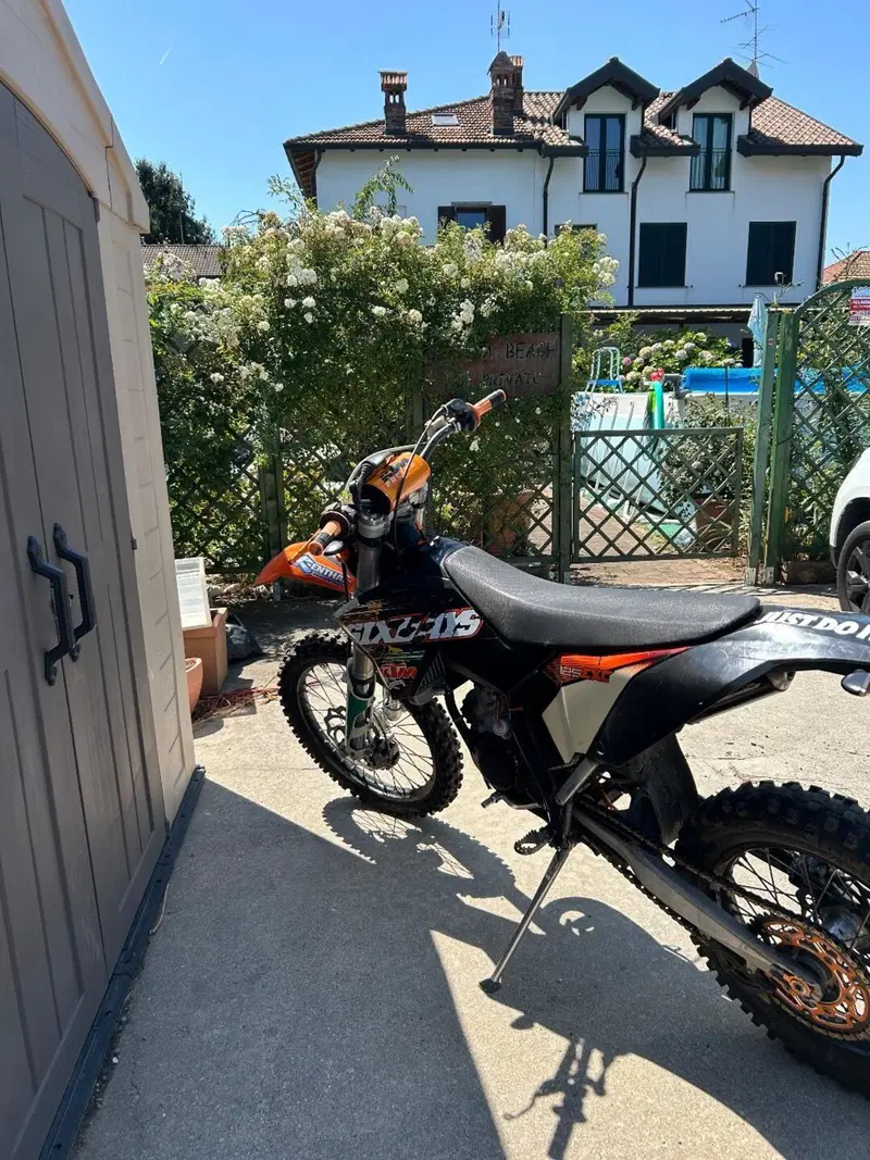 KTM 125 EXC Six Days (2010) (4)