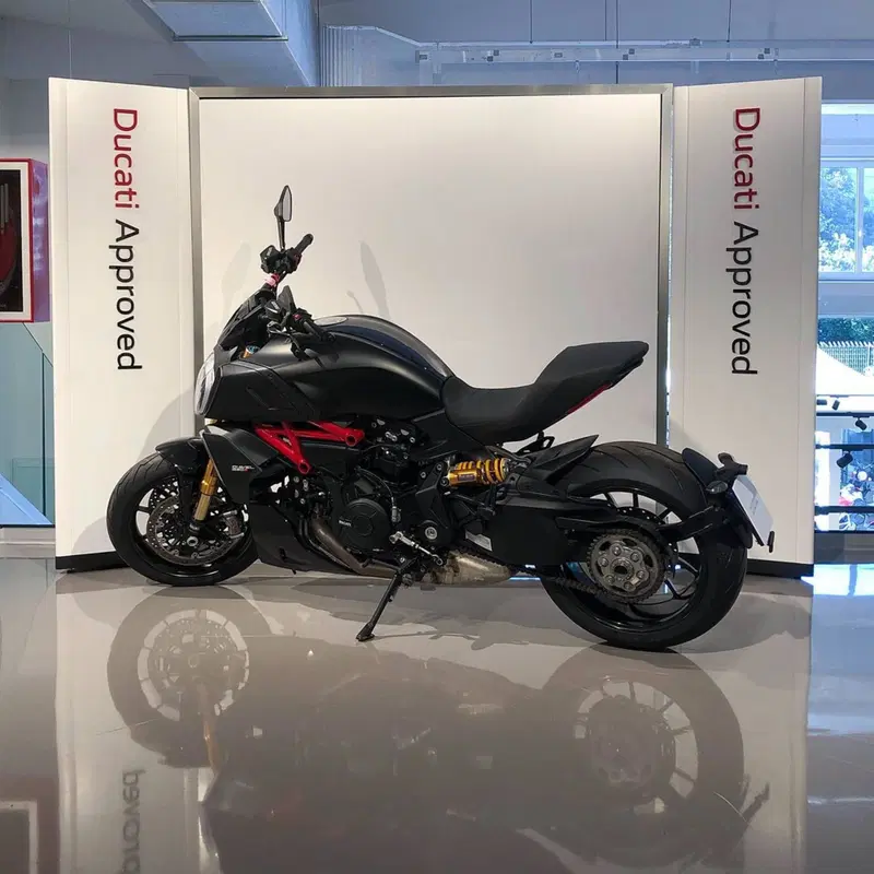Ducati Diavel 1260 S (2021 - 22) (5)