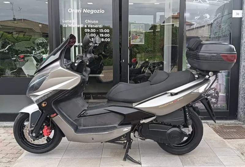 Kymco Xciting 300i R (2007 - 14) (3)