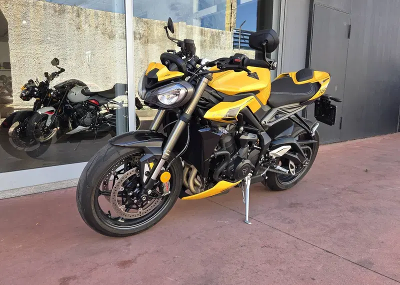 Triumph Street Triple 765 RS (2023 - 26) (8)