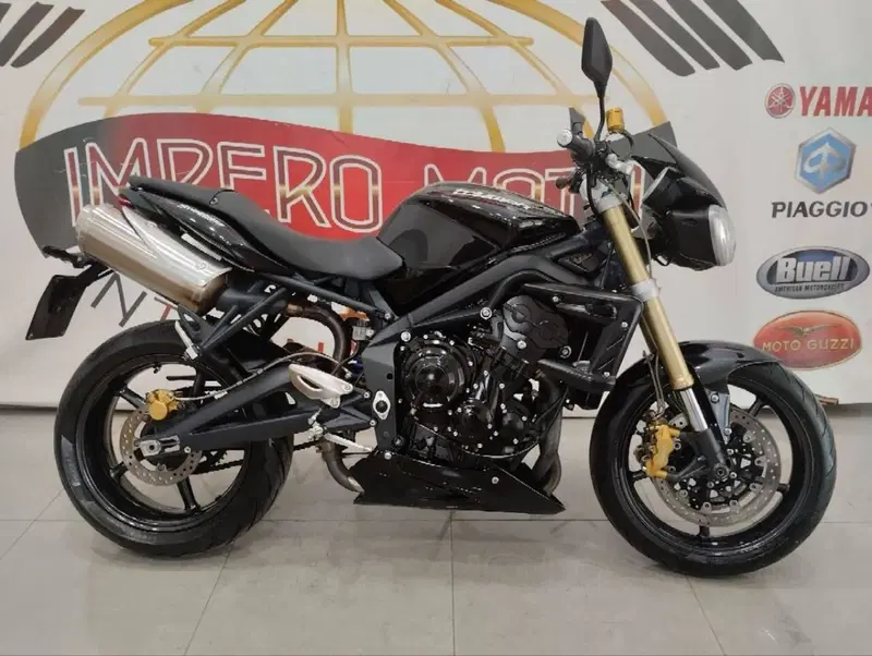 Triumph Street Triple R (2009 - 12) (2)