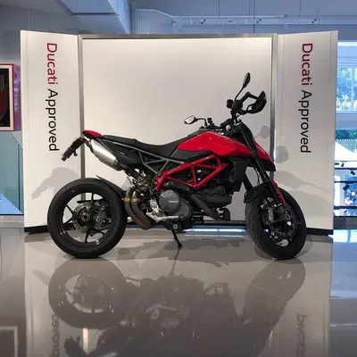 Ducati Hypermotard 950 (2022 - 25) usata