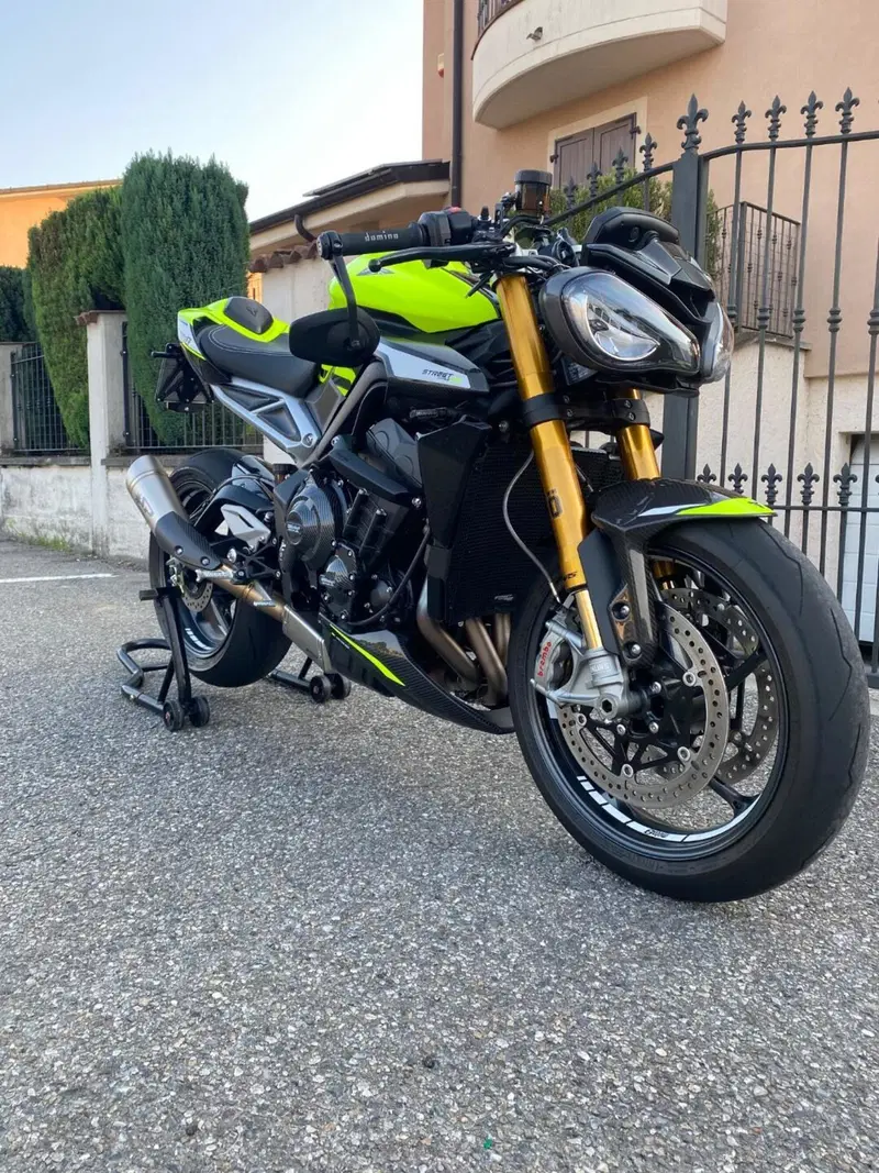 Triumph Street Triple 765 Moto2 Edition (2023 - 24) (6)