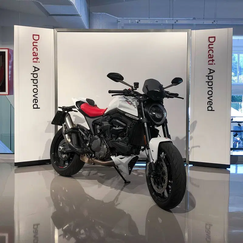 Vendo Ducati Monster 937 + (2021 - 25) usata a Roma (codice 10017845 ...