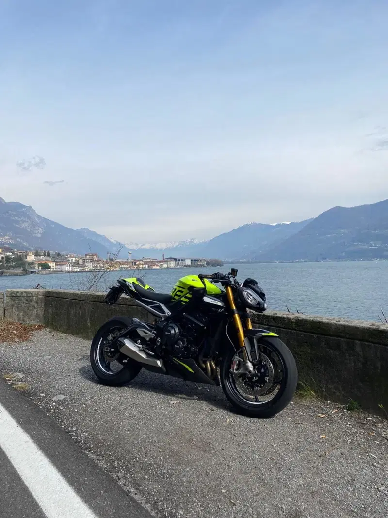Triumph Street Triple 765 Moto2 Edition (2023 - 24) (9)