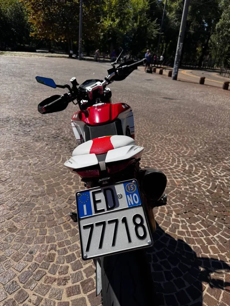 Ducati Hypermotard 821 SP (2013 - 15) (6)