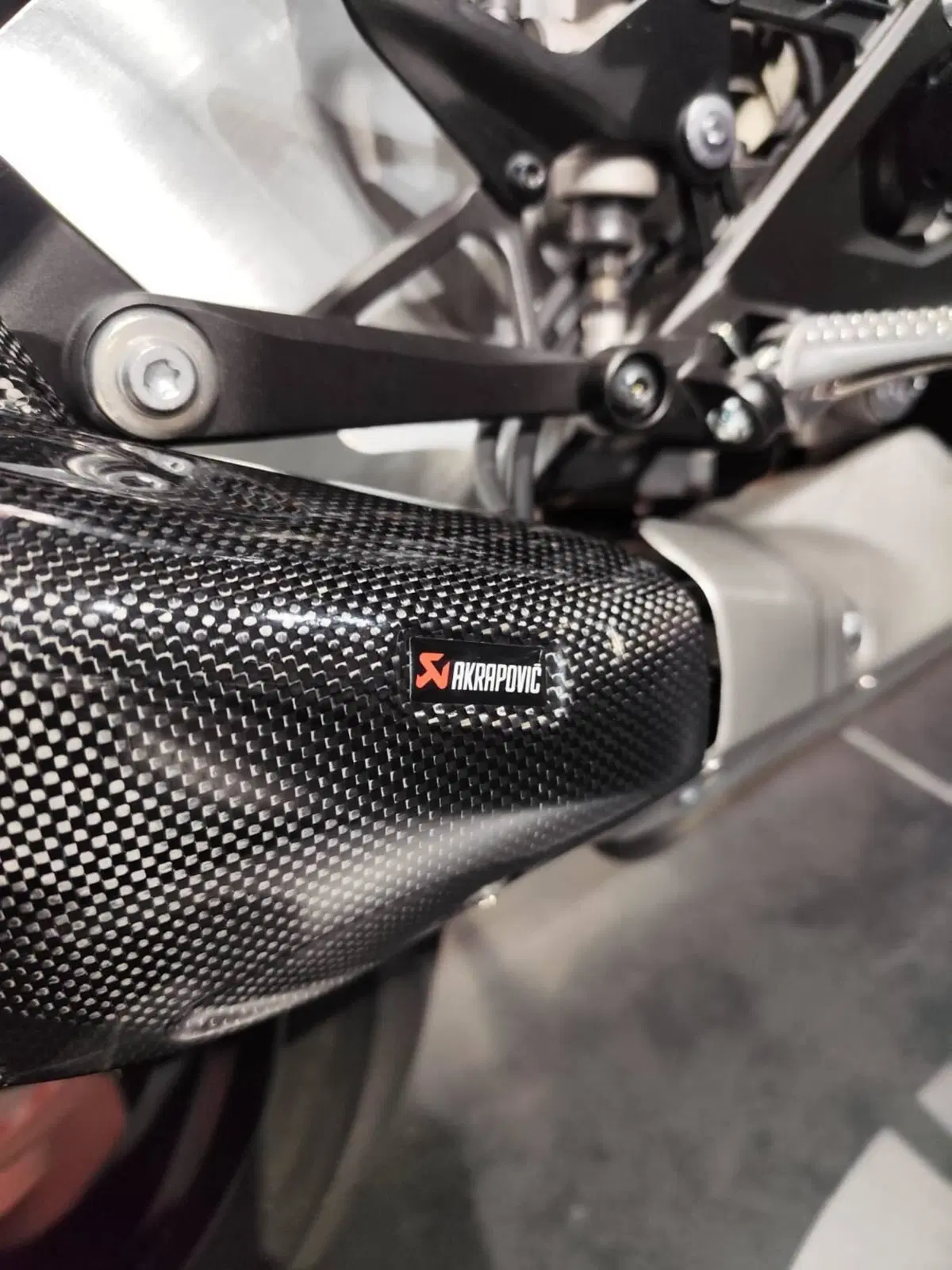 Yamaha YZF R1M (2020 - 25) (7)
